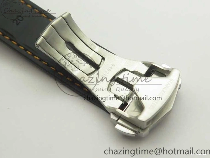 0411 SmoothTexture Aqua Terra 150M Master Chronometers VSF 1:1 Best Edition White Dial Orange Hand on Black Rubber Strap A8900 Super Clone 8011